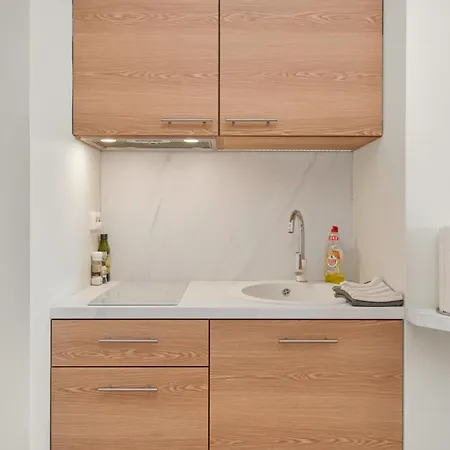 Unique In Centre Apartment
