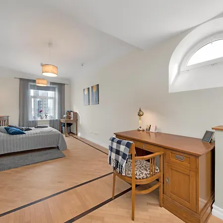 Apartment Unique In Centre
